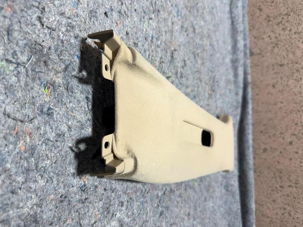 Lexus IS200 XE10 MK1 98-05 Driver Right Seat Belt B Pillar Cover Trim 6241153051 – photo 4