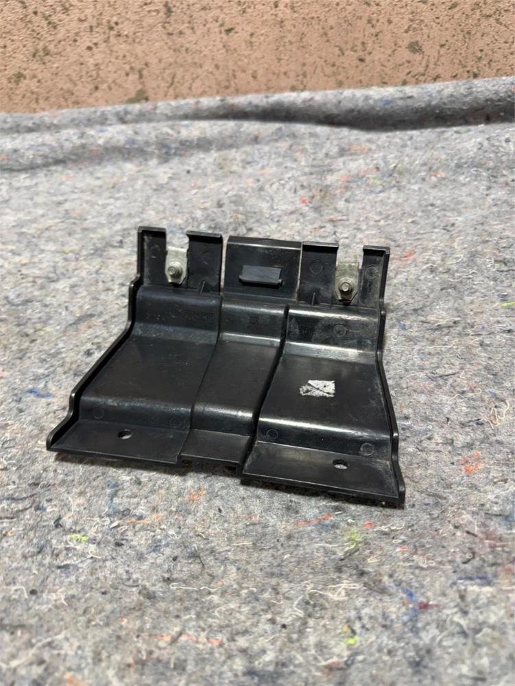 2011-2017 Jeep Patriot Rear Driver Left LH Side Bumper Mount Bracket Support OEM – photo 1