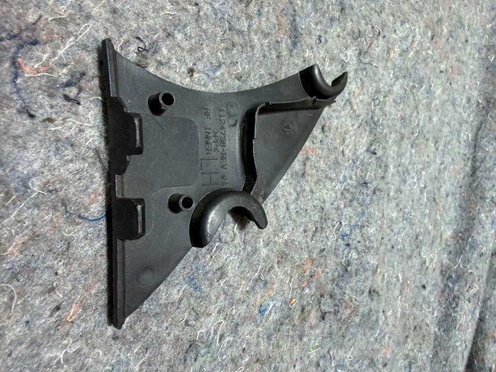2007-2017 Jeep Patriot Front Seat Left Driver Side Inner Shield Cover Trim OEM – photo 2