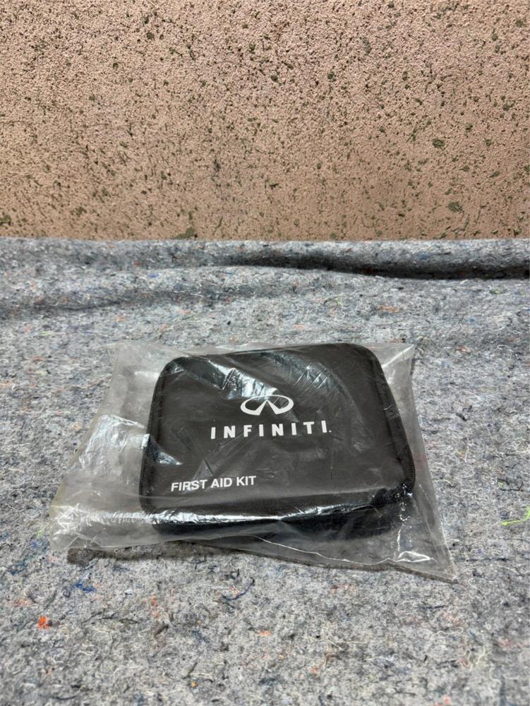 2011-2024 Infiniti QX80 QX56 Emergency Medical First Aid Kit w/ Bag Case OEM – photo 1