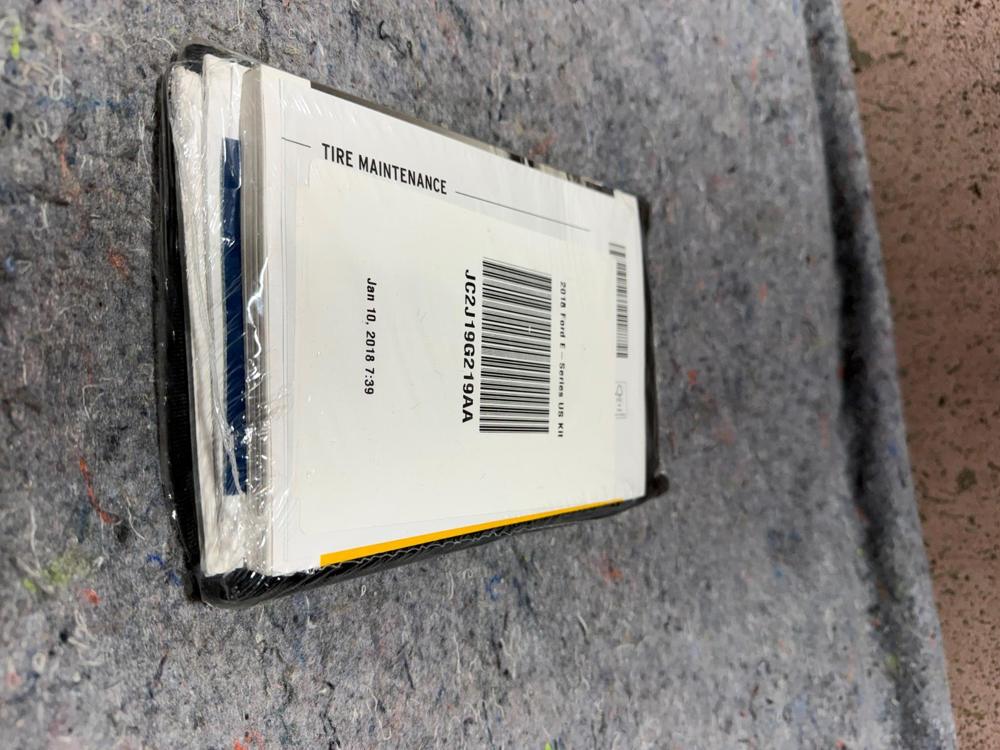 2018 Ford Focus User Guide Factory Original Sealer JM5J19G219AA – photo 3
