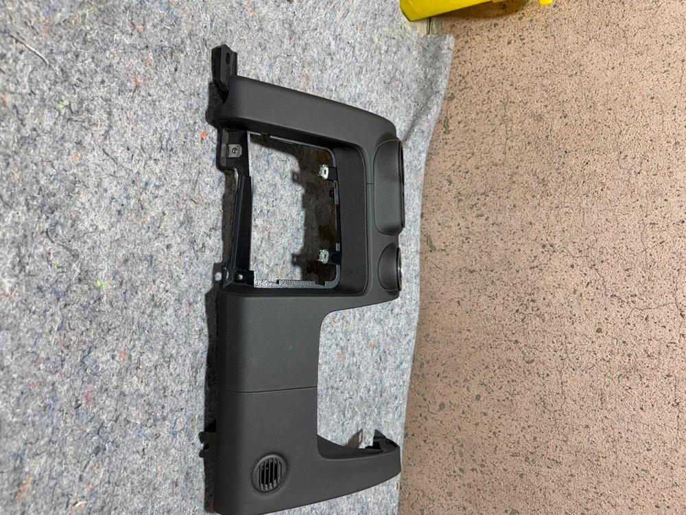 2014-2017 Maserati Ghibli S Q4 M157 Trim Cover Panel Knee Dash Lower Left OEM – photo 3