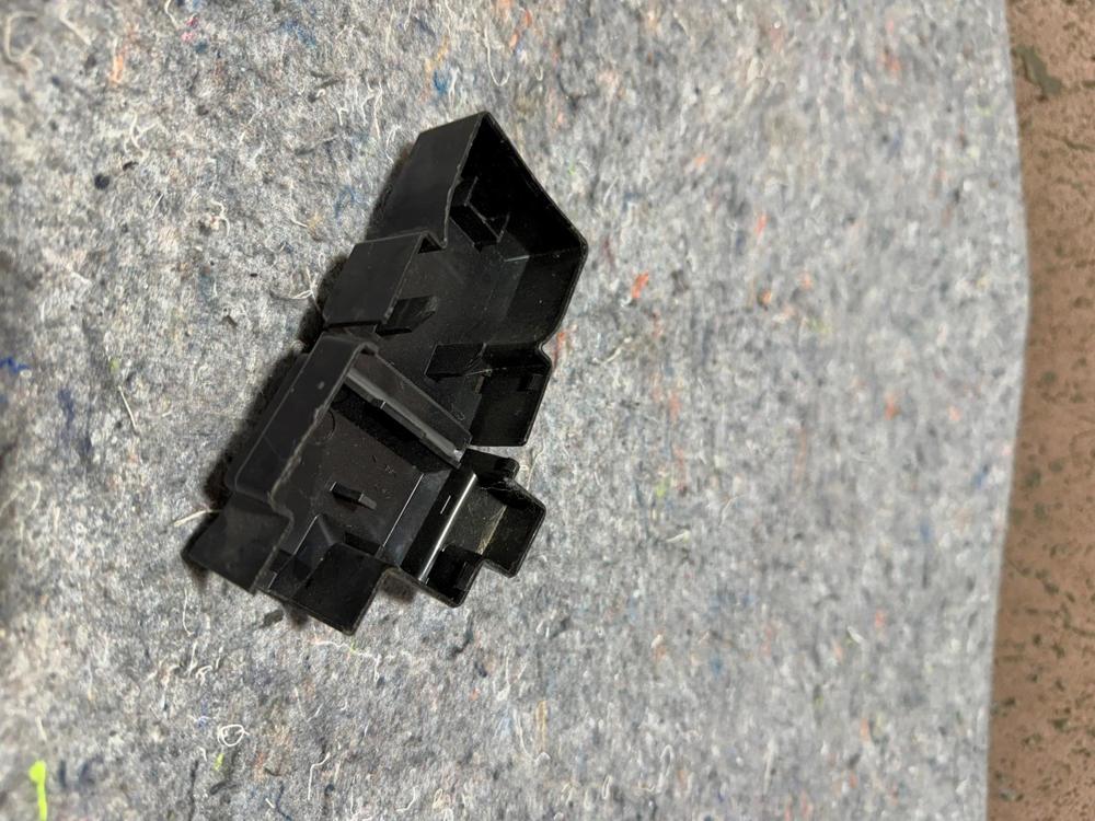 2014-2024 Infiniti Q50 Q60 Battery Positive Cable Terminal Cover Cap OEM – photo 2