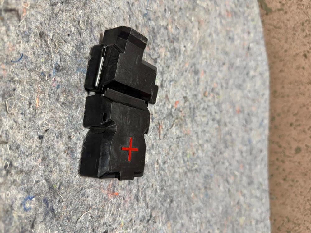 2014-2024 Infiniti Q50 Q60 Battery Positive Cable Terminal Cover Cap OEM – photo 3