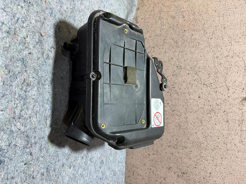 11-17 Jeep Patriot Compass Air Cleaner Box 2.4L 551585 OEM – photo 3