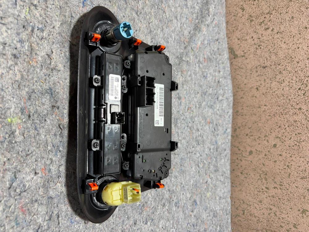 2014-2018 Jeep Wrangler AC Heater Climate Control Unit P68197433AB – photo 2