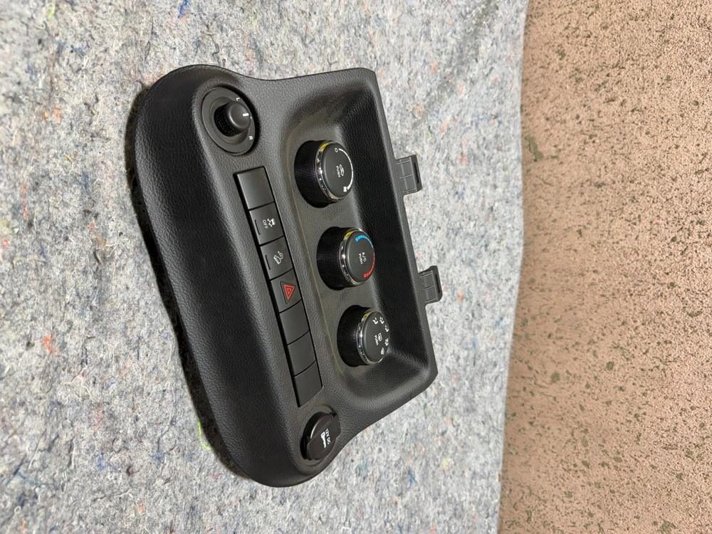 2014-2018 Jeep Wrangler AC Heater Climate Control Unit P68197433AB – photo 4