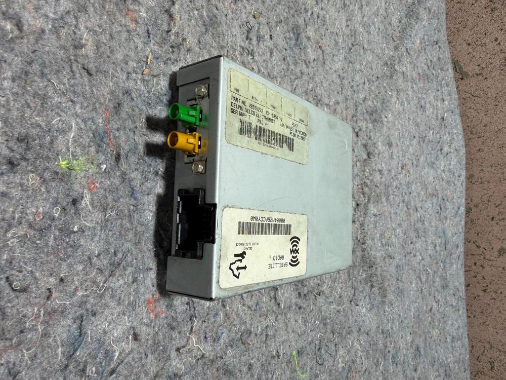 2010 Corvette C6 OEM Xm Satellite Ratio Module 28045272 – photo 4