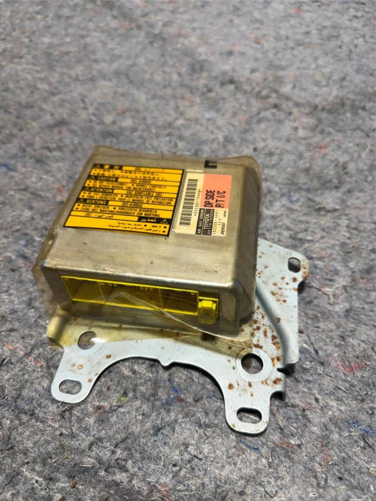 2002 Lexus IS300 Safety Control Module OEM Used 89170-53050 – photo 1