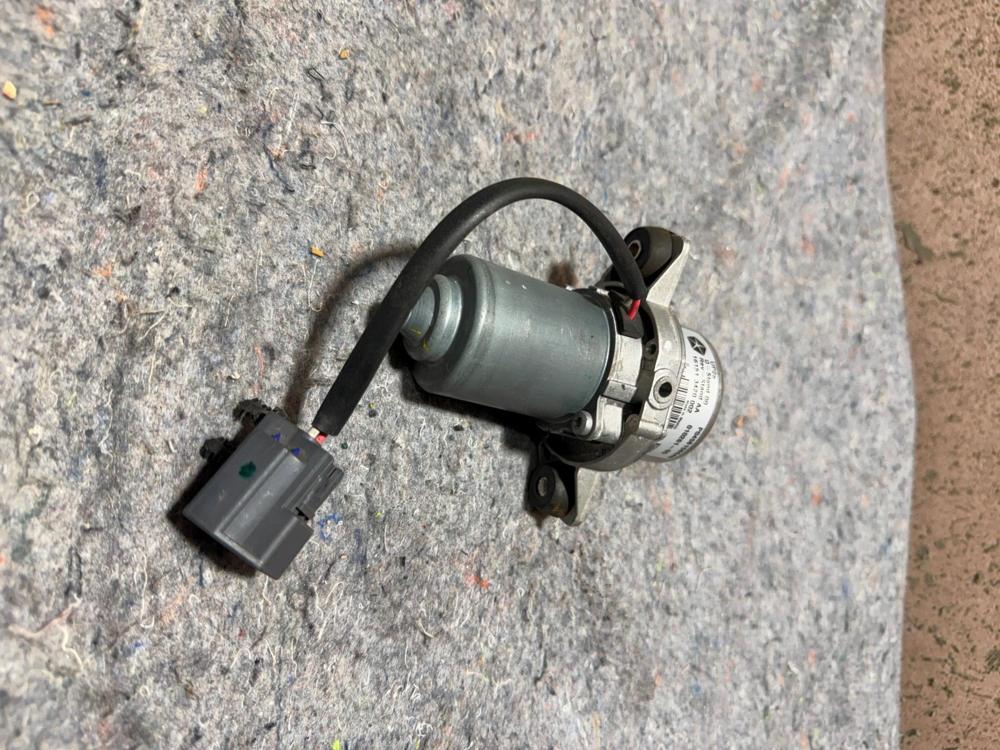 2012-2018 Jeep Wrangler OEM Mopar Power Brake Booster Vacuum Pump P04581586AB – photo 3