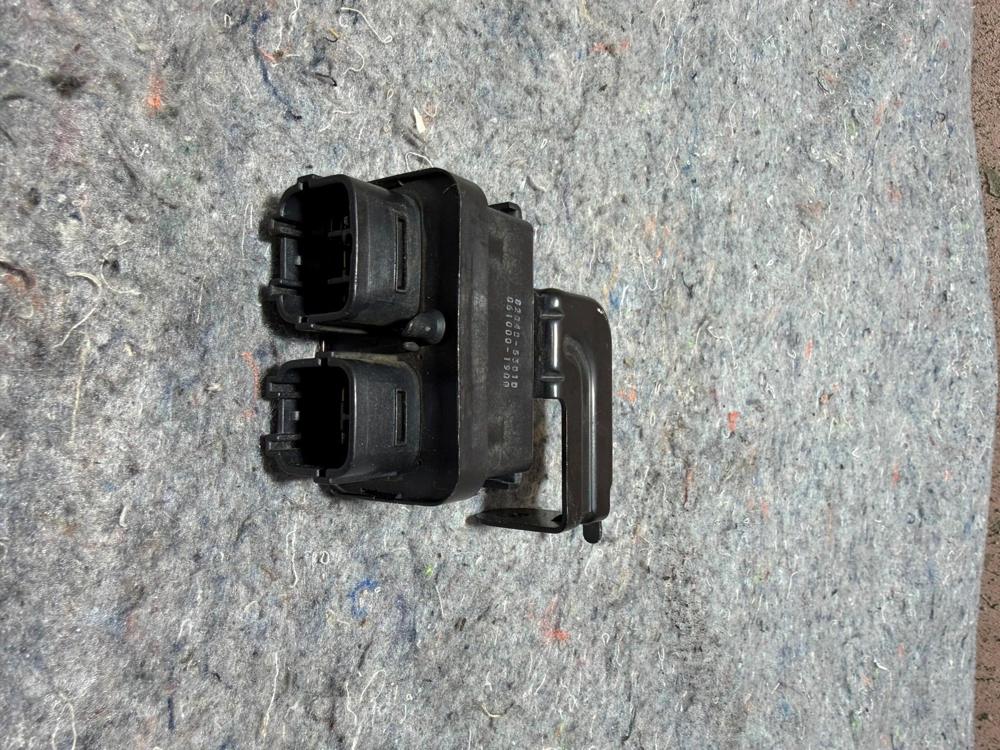 2001-2005 Lexus IS300 Sedan Daytime Running Light Voltage Control Relay OEM – photo 4