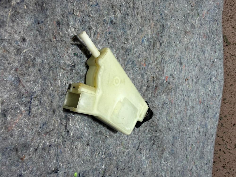 Fuel Door Actuator 78850CA00A for Nissan Maxima Pathfinder Infiniti QX56 JX35 – photo 4