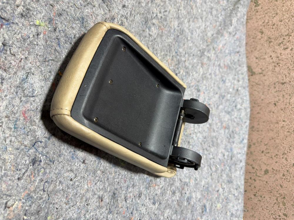 2001-2005 Lexus IS300 Leather Center Arm Rest Light Brown OEM – photo 2