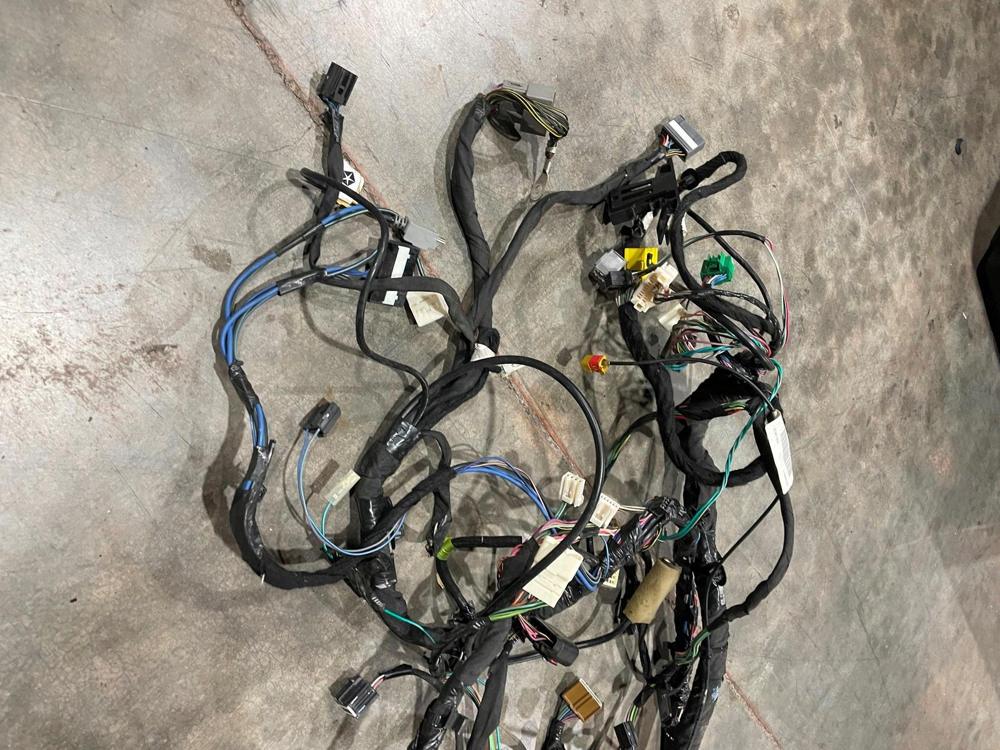 Genuine Mopar Instrument Panel Wiring 68283479AC – photo 3