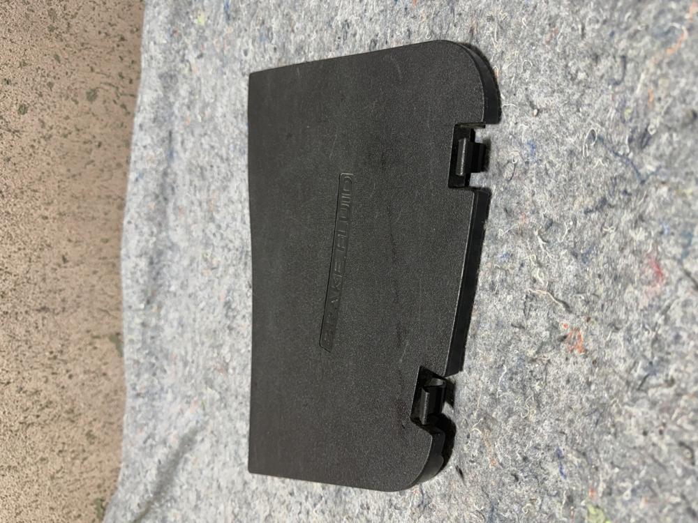 14-19 Infiniti Q50 Brake Fluid Trim Cover Lid OEM 652784GA5A OEM – photo 3