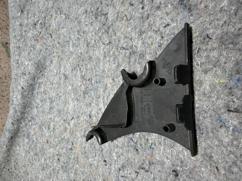 2007-2017 Jeep Patriot Front Seat Left Driver Side Inner Shield Cover Trim OEM – photo 2