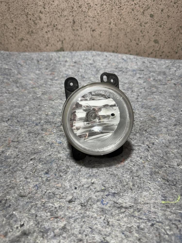 2007-2018 Jeep Wrangler Chrysler Dodge Fog Light Left or Right OEM A045048 – photo 1