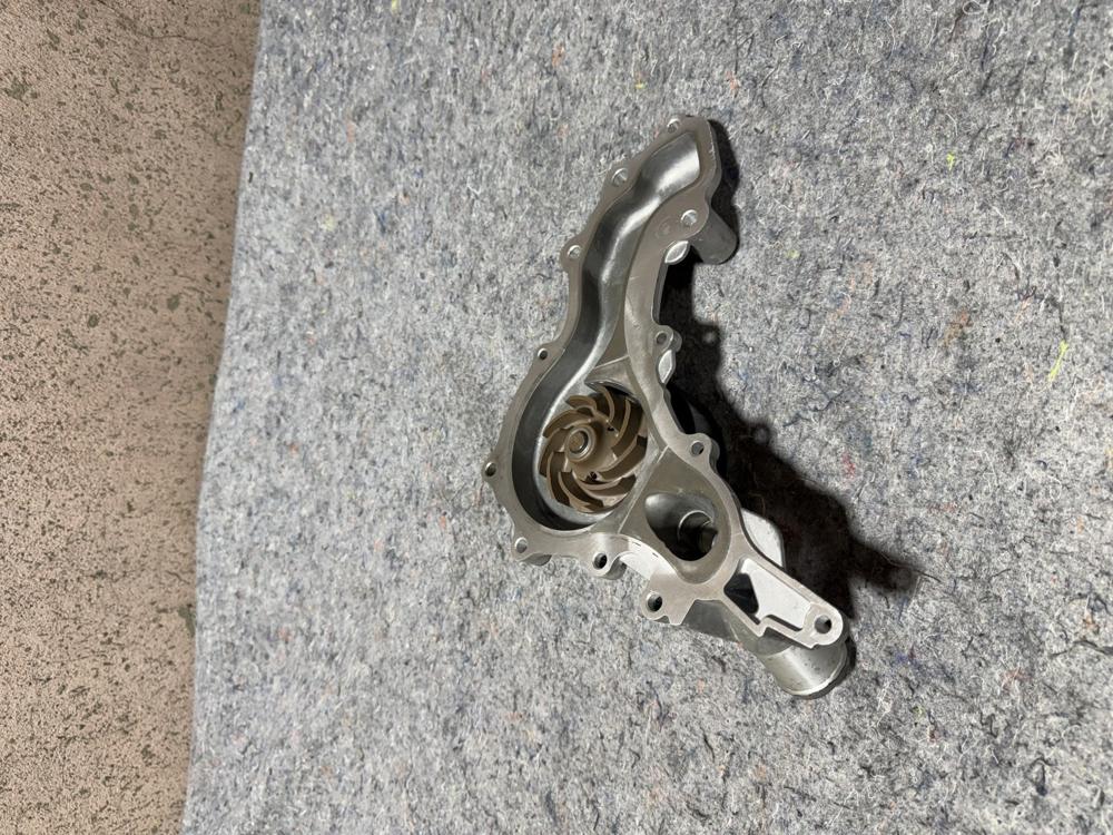 2014-2019 Maserati Quattroporte 3.0L V6 Water Pump W/pulley OEM 20K Miles – photo 2