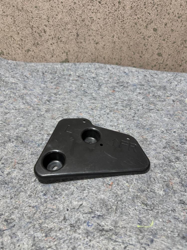 2014-2022 Infiniti Q50 OEM Left Rear Lower Bracket Cover 748181MG0B – photo 1