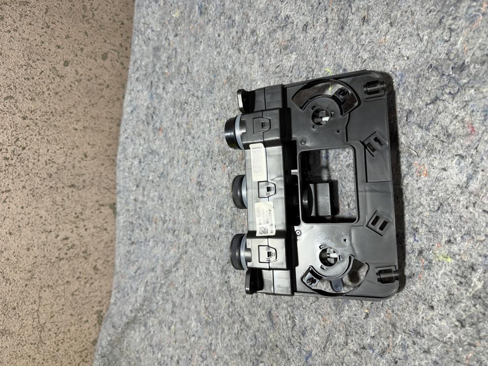 2017 2018 Chevrolet Spark AC Heater Climate Temperature Control 42479612 – photo 2