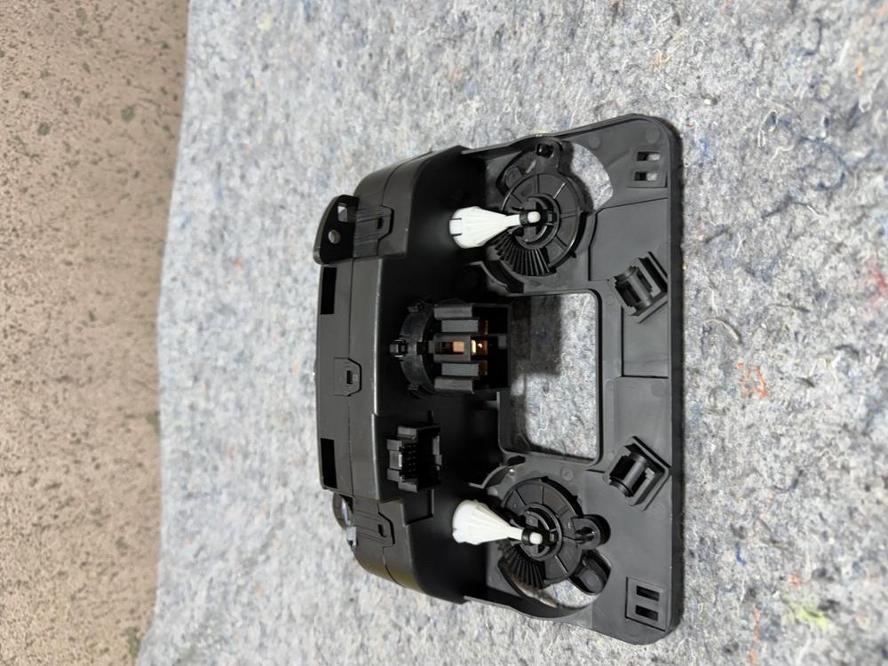 2017 2018 Chevrolet Spark AC Heater Climate Temperature Control 42479612 – photo 4