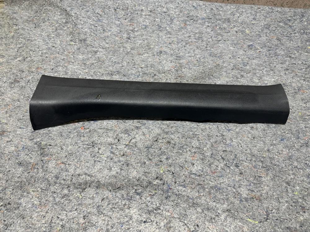 Mazda / Toyota Yaris Front Scuff Plate DB5J-68-710A-02 OEM – photo 1