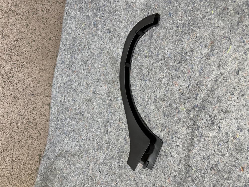 2003-2009 Mercedes W211 E320 E350 Trunk Hinge Trim Cover Panels A2118210289 – photo 4