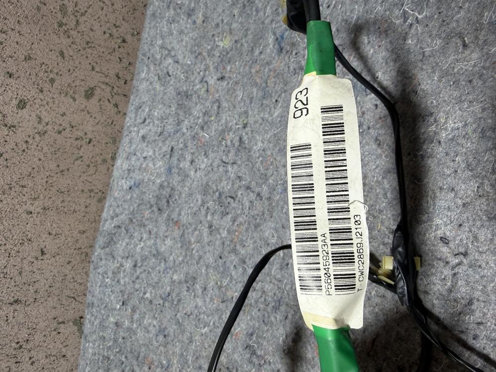 2000-2002 RAM 1500 2500 3500 Mini Overhead Console Wiring Harness P56045923AA – photo 2