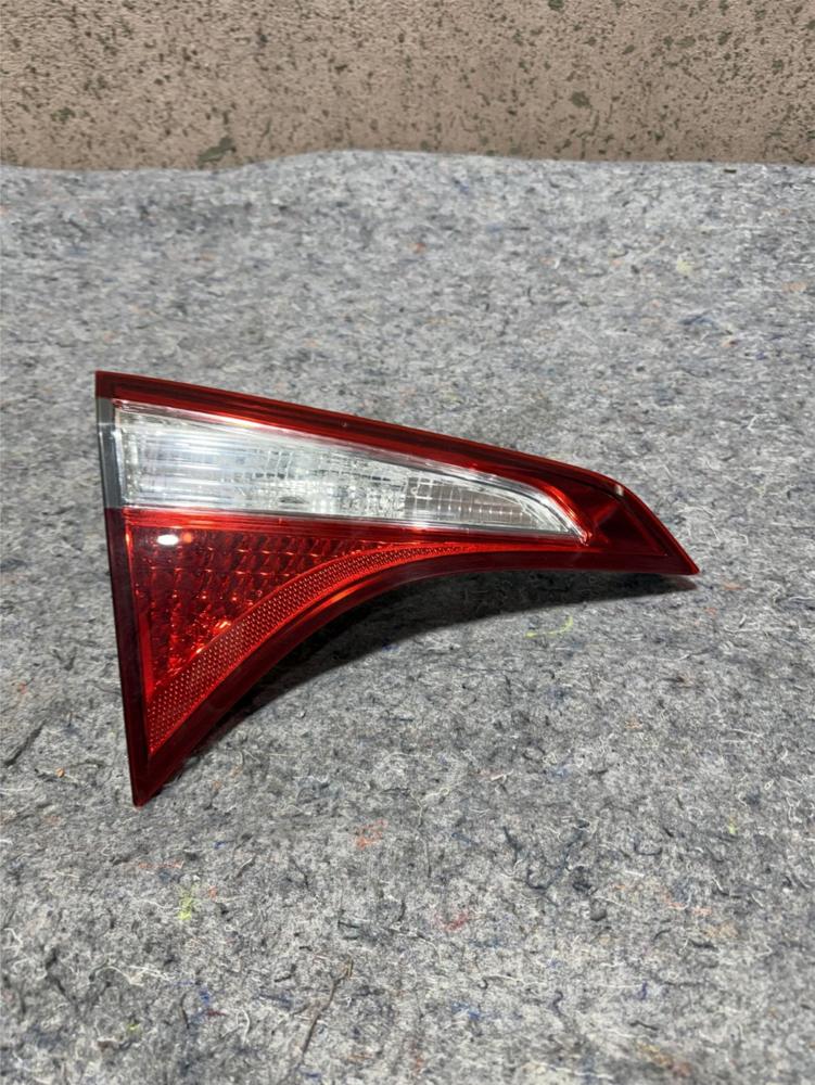 2014-2016 Toyota Corolla Driver Taillight Assmebly OEM 815902510 – photo 1