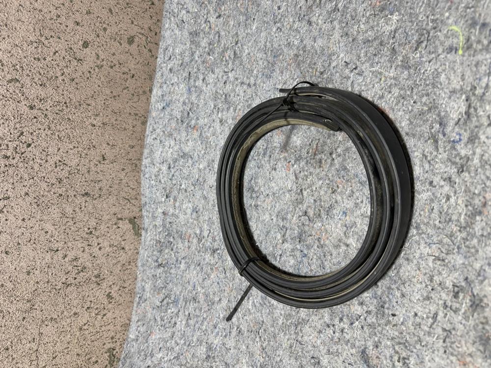 07-20 Jeep Patriot Roof Molding TR5IM Weather Strip Genuine OEM – photo 3