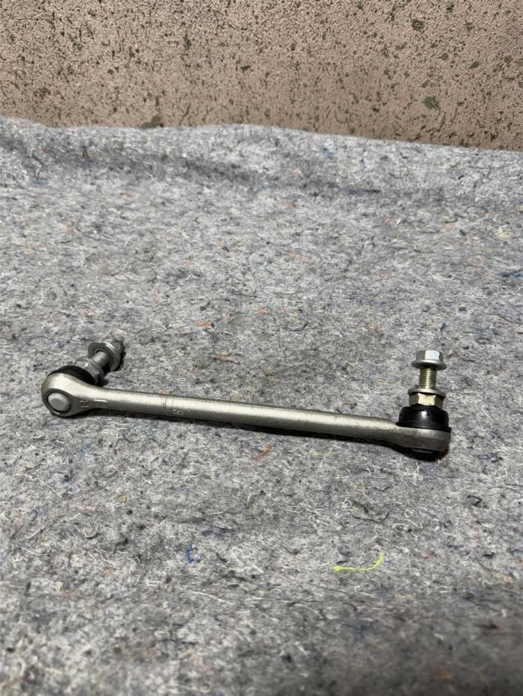 2014-2018 Infiniti Q50 Q60 Rear Right Suspension Linkage Bar OEM – photo 1