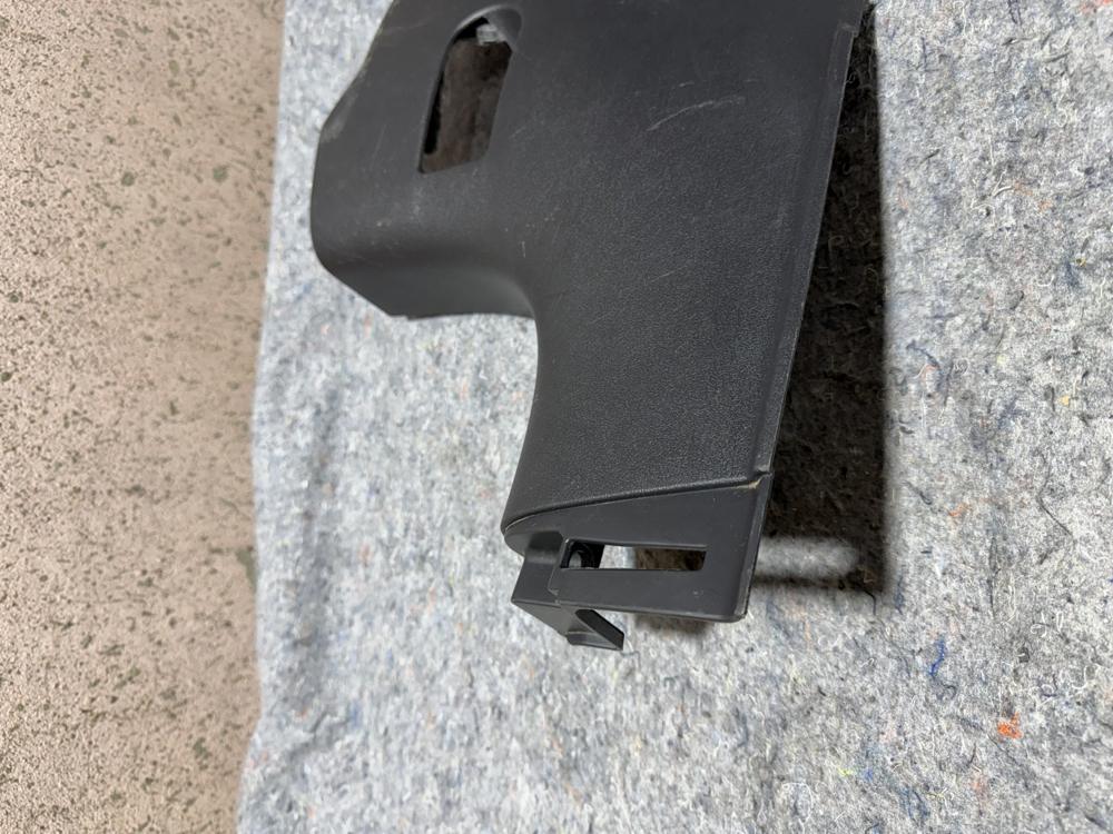 2014 Jeep Patriot Sport Front Left LH B Pillar Lower Cowl Door Trim Plastic OEM – photo 2