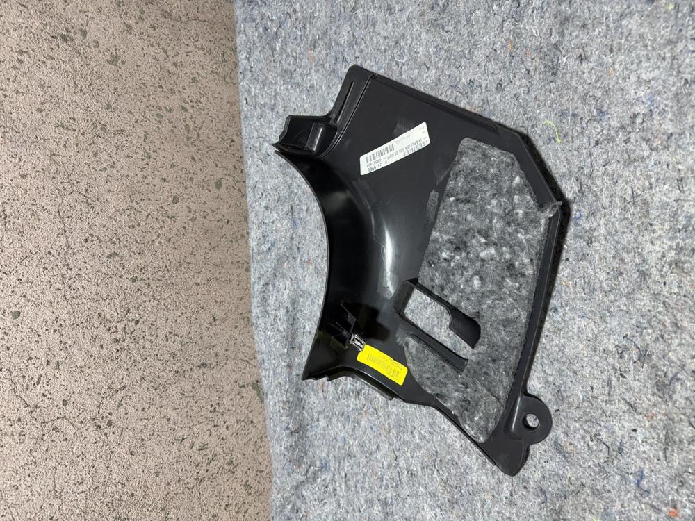 2014 Jeep Patriot Sport Front Left LH B Pillar Lower Cowl Door Trim Plastic OEM – photo 3