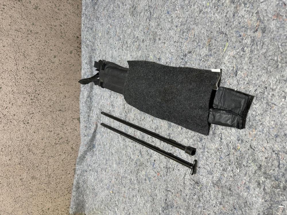 2011-2018 Jeep Wrangler Lug Wrench Jack Rod Kit – photo 3
