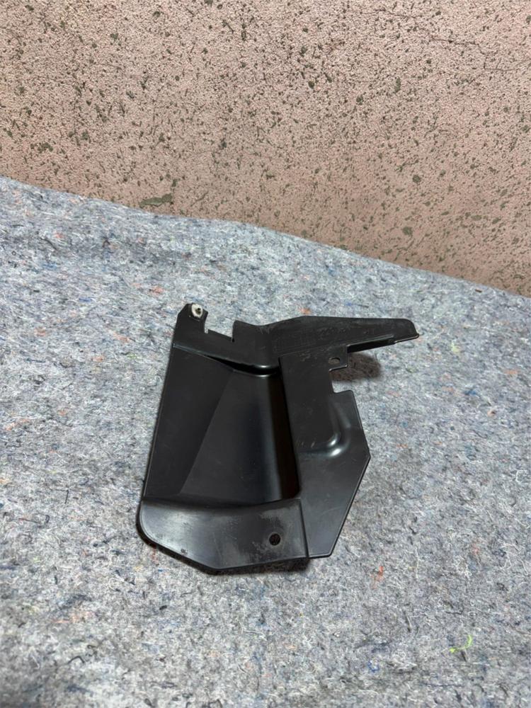 Genuine Gm Front Wheelhouse Splash Shield Assembly 22918542 – photo 1