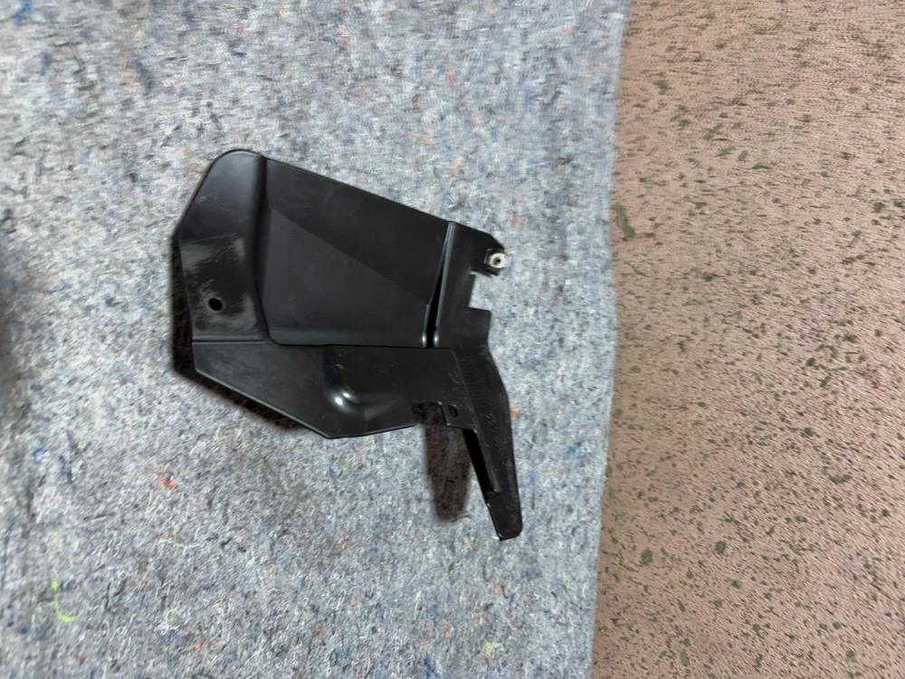 Genuine Gm Front Wheelhouse Splash Shield Assembly 22918542 – photo 2