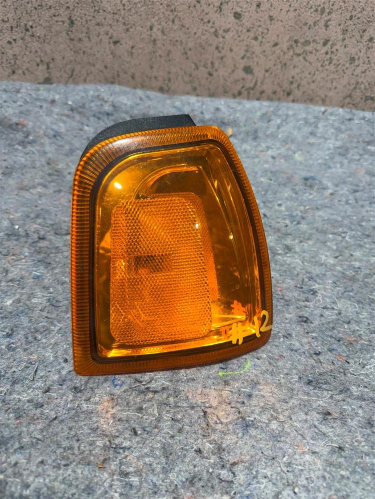 01-05 Ford Ranger Right Front Turn Signal Assembly 44ZH1504A OEM – photo 1