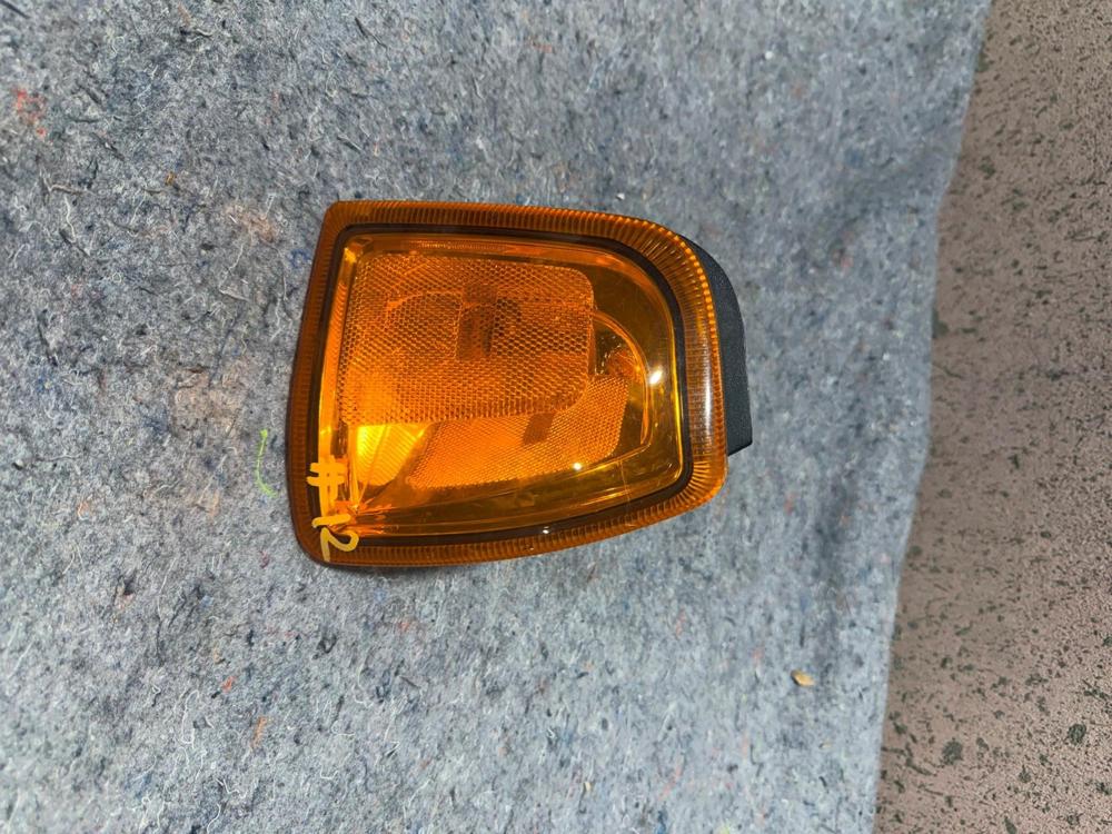 01-05 Ford Ranger Right Front Turn Signal Assembly 44ZH1504A OEM – photo 3