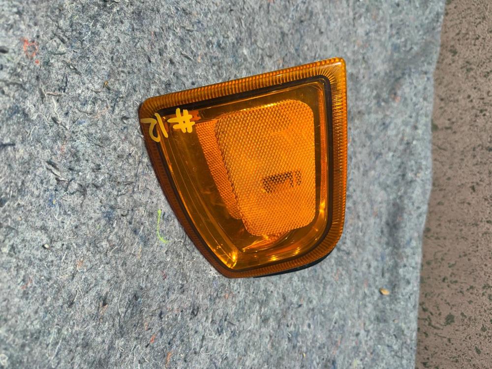 01-05 Ford Ranger Right Front Turn Signal Assembly 44ZH1504A OEM – photo 4