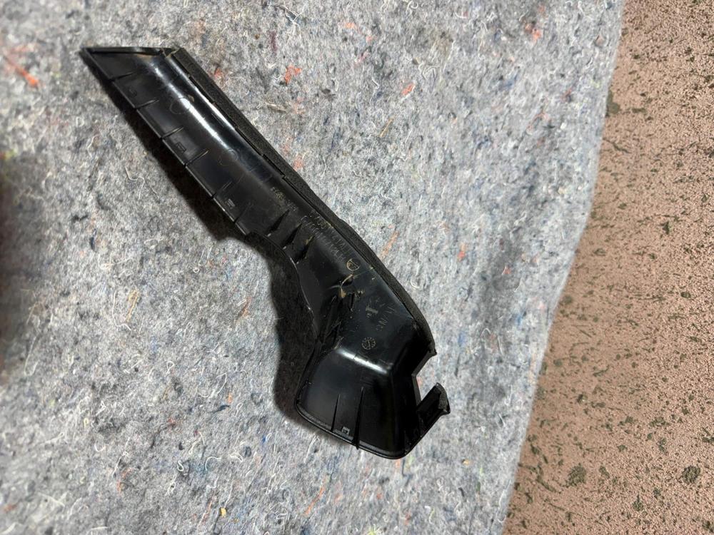 14-17 Maserati Quattroporte Front Upper Overhead Rear View Mirror Cover OEM LH – photo 2