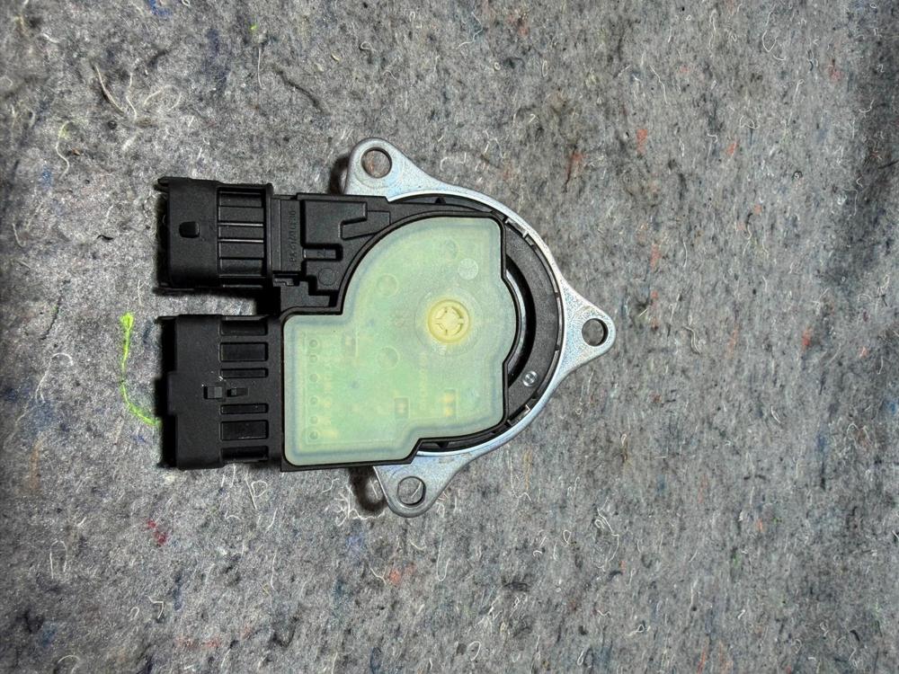 16-19 Infiniti Q50 Q60 VR30 Valve Timing Actuator OEM 237535CA0B – photo 2