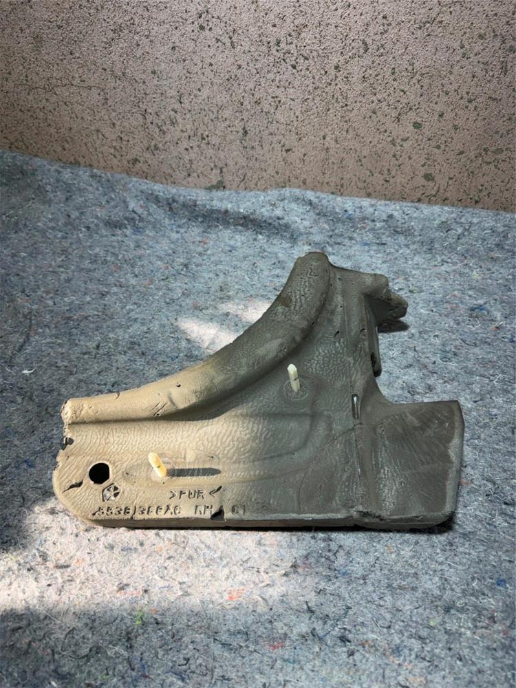07-19 Jeep Wrangler Genuine Mopar Interior B Pillar Molding Right RH Driver Side – photo 1
