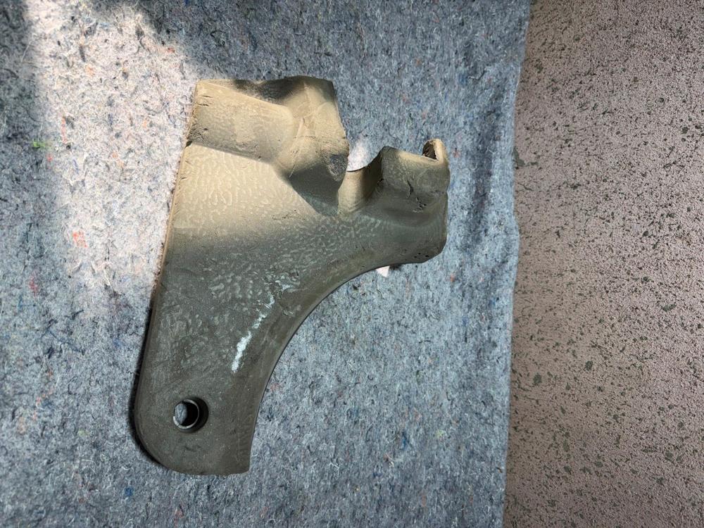 07-19 Jeep Wrangler Genuine Mopar Interior B Pillar Molding Right RH Driver Side – photo 2