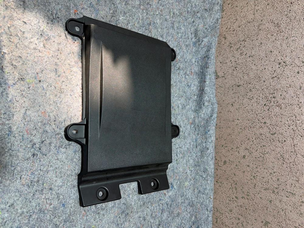 2014-2018 Infiniti Q50 Hybrid Partition Panel Moulding Cover 79922-4GA5A – photo 3