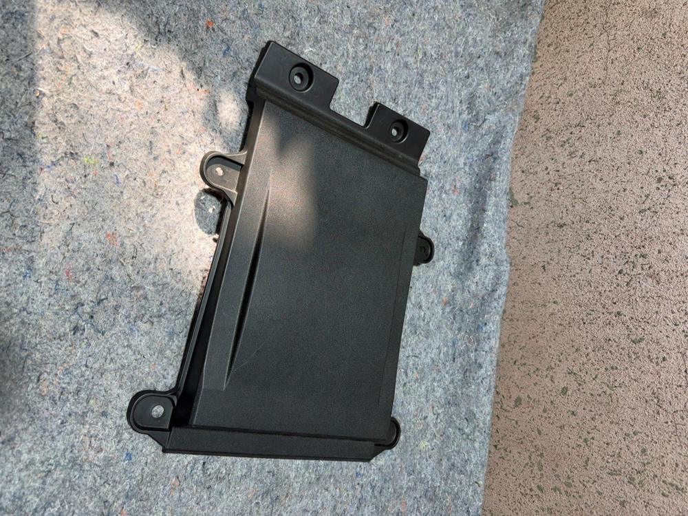 2014-2018 Infiniti Q50 Hybrid Partition Panel Moulding Cover 79922-4GA5A – photo 4