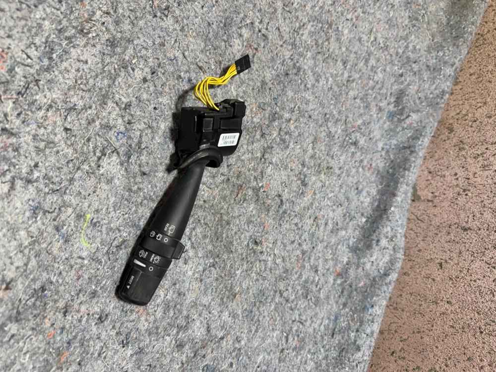 2007 Jeep Patriot Wiper Switch Rear Control – photo 3
