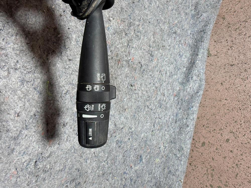2007 Jeep Patriot Wiper Switch Rear Control – photo 4