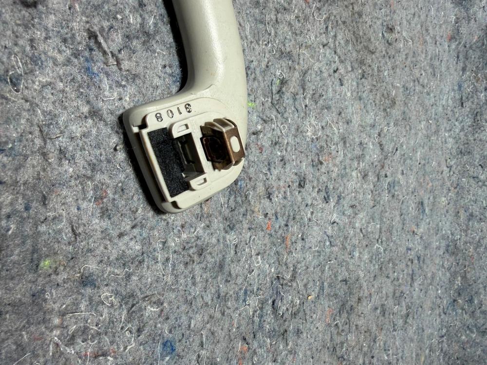 16-20 Infinti Q50 Front Right RH Pass Side Roof Headliner Grab Grip Handle OEM – photo 2