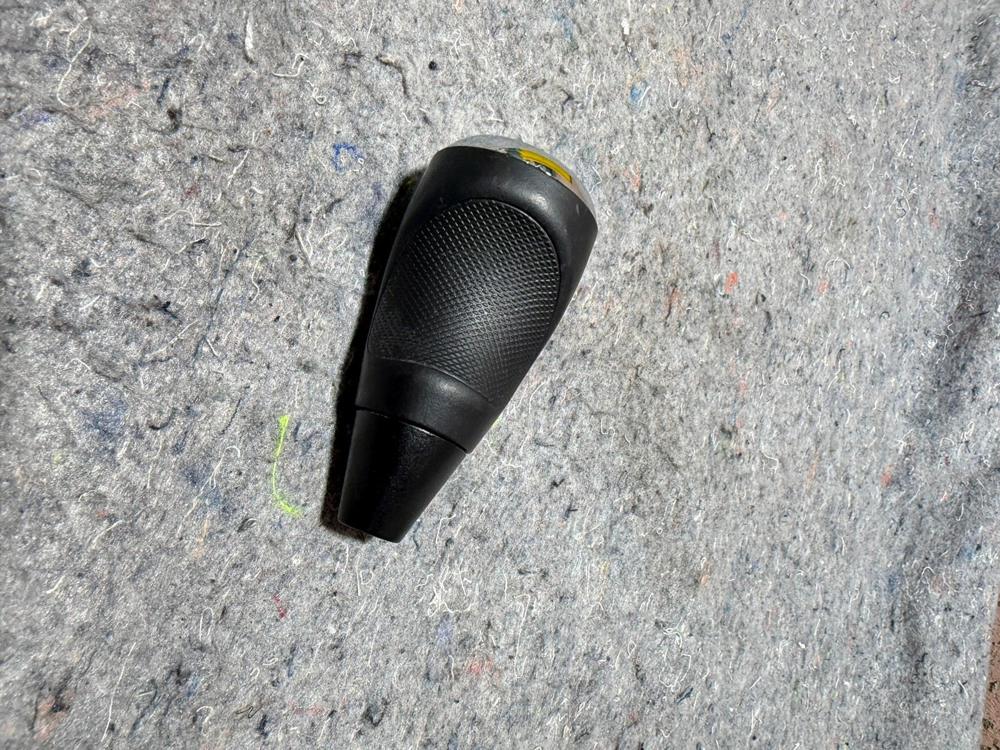 Jeep Patriot Dodge Caliber with Auto Trans Gear Shift Knob OEM Mopar – photo 4