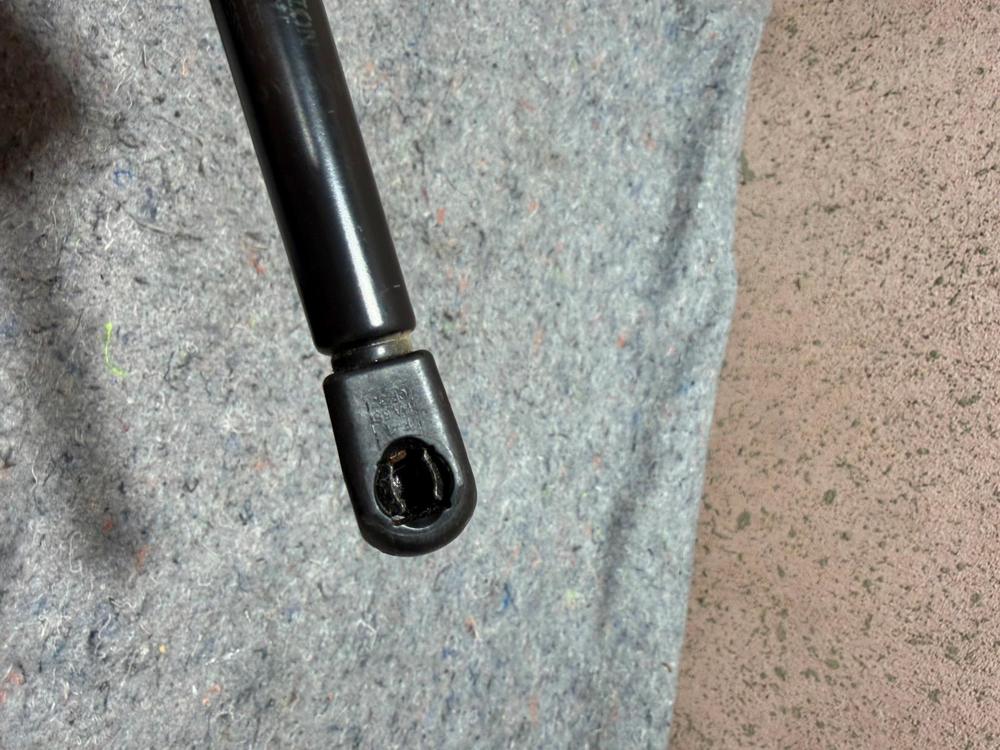 BN8W-56-930A Damper Stay Trunk Lid – photo 3